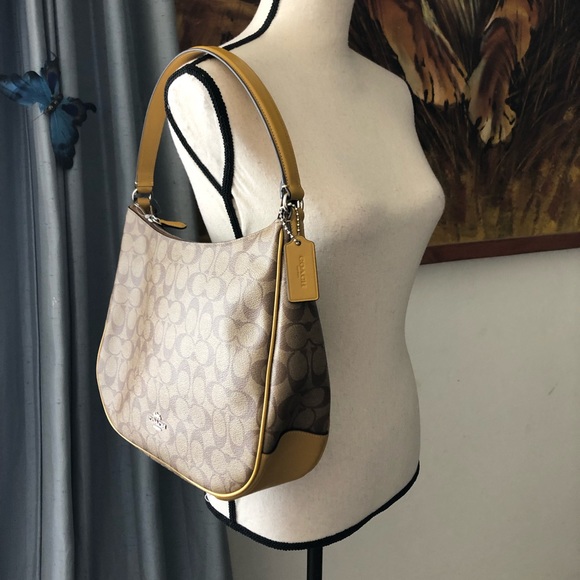 NWT Coach Shoulder Bag - Picture 7 of 7